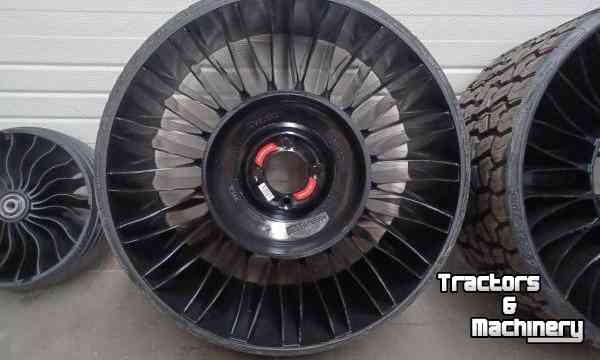 Wielen, Banden, Velgen & Afstandsringen Michelin X-Tweel-Turf Airless Radial Tire 26-12N12 + 13x6.5N6