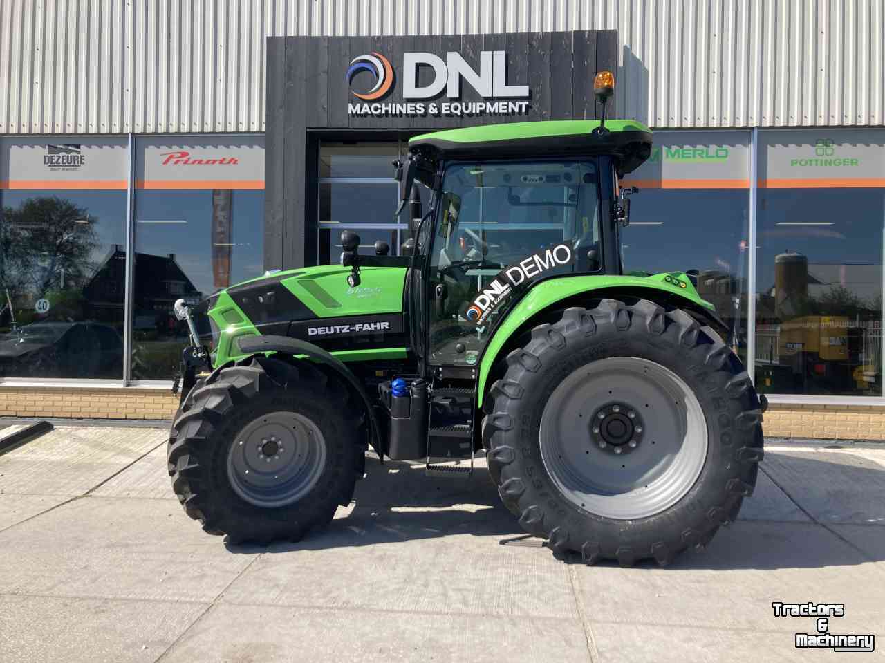 Traktoren Deutz-Fahr DEMO 6125 C RV Lease vanaf 0,00%