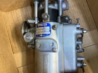 Gebruikte onderdelen van tractoren Perkins 6.354-4 Perkins brandstofpomp voor MF 3080 gereviseerd