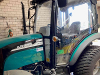 Tuinbouwtraktoren Arbos 3055 Compact tractor / Als nieuw