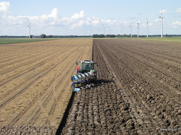 Abemec start met eigen RTK-GPS correctiesignaal | LandbouwMechanisatie