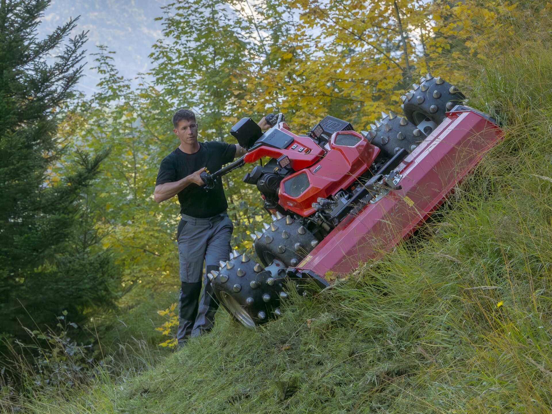 Aebi breidt Combicut-serie uit met drie nieuwe éénassers | Tuin en Park Techniek
