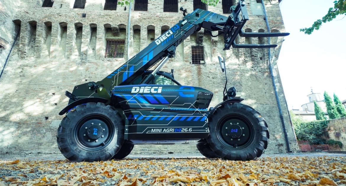 Agritechnica 2023: Elektrische verreiker van Dieci | Veehouderij Techniek