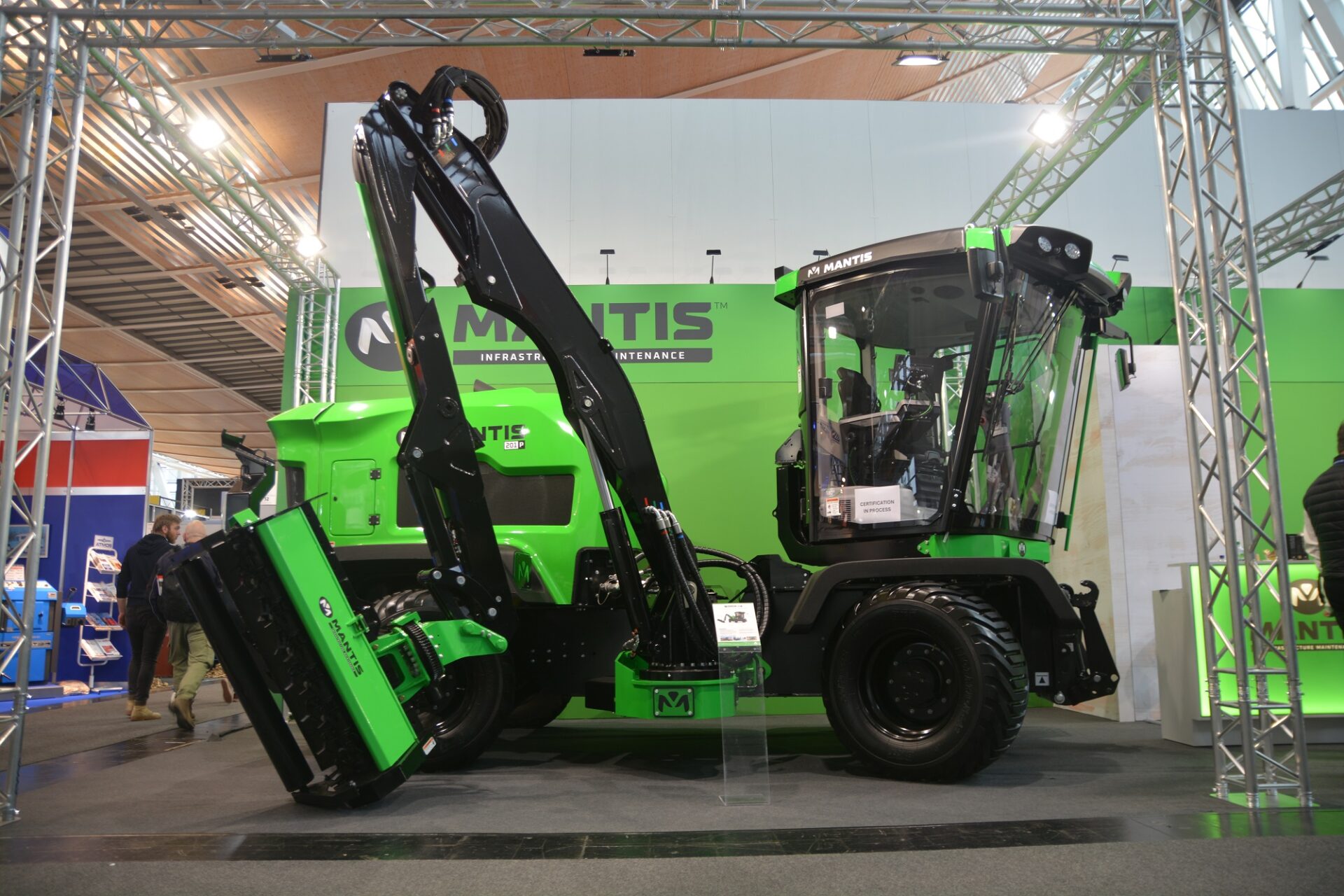Agritechnica 2025: Mantis-maaivoertuigen komen naar Europa | Tuin en Park Techniek