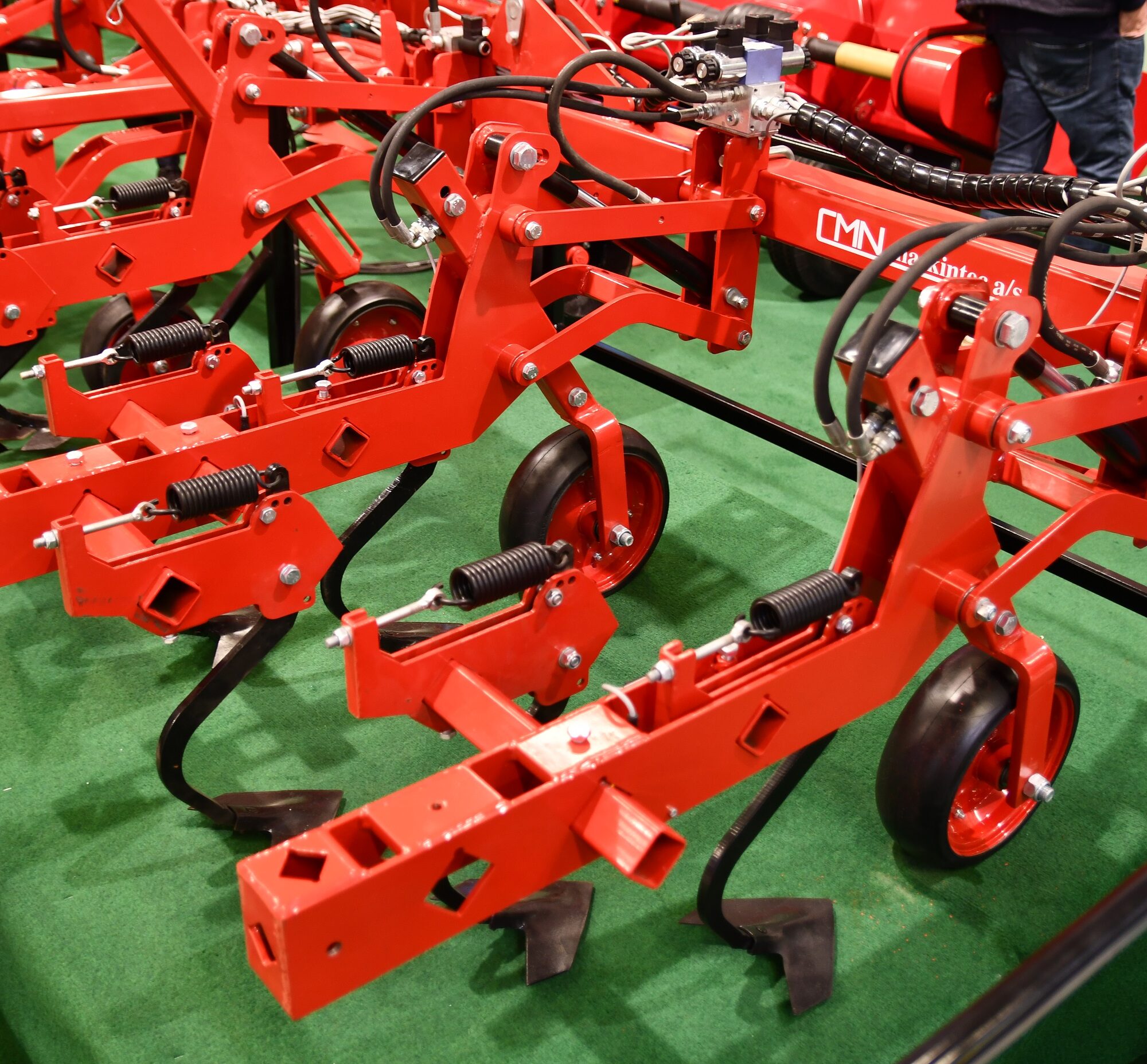 Agromek 2022: Automatische diepteregeling op schoffel | LandbouwMechanisatie