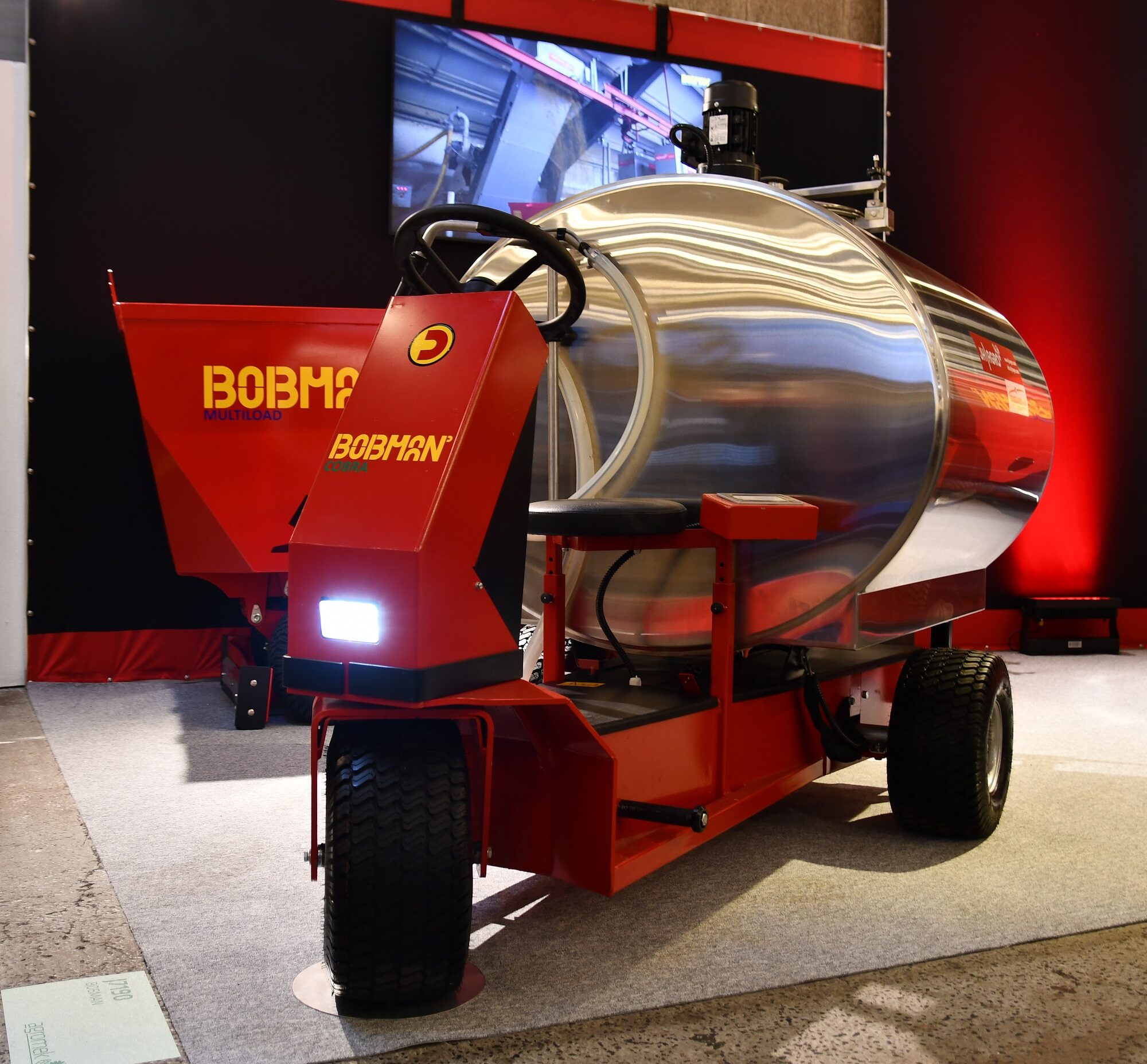 Agromek 2022: Zelfrijdende melktaxi van Bobman | Veehouderij Techniek