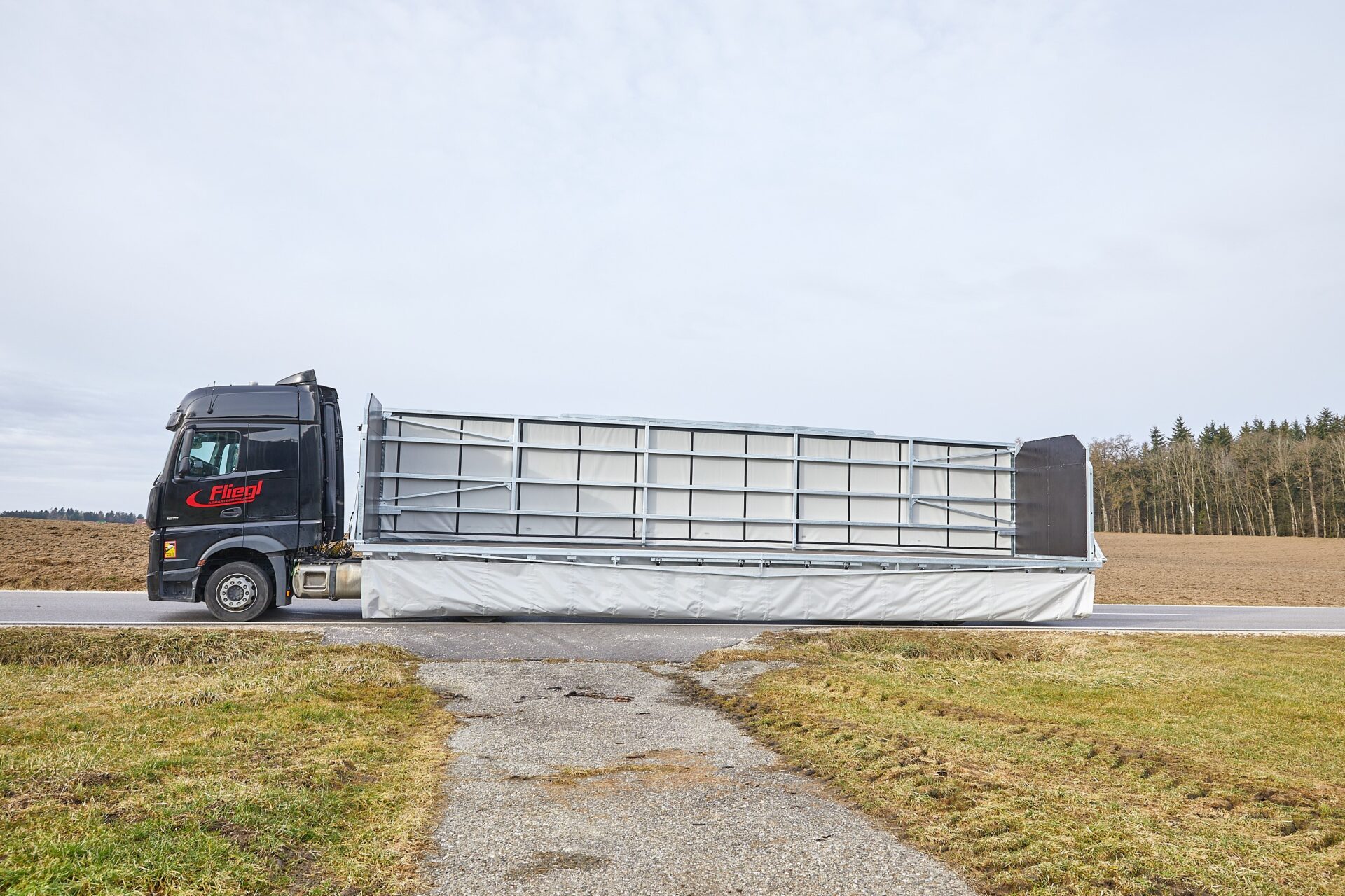 Balen vervoeren met Fliegl SZS 300 BL Ultra | Veehouderij Techniek