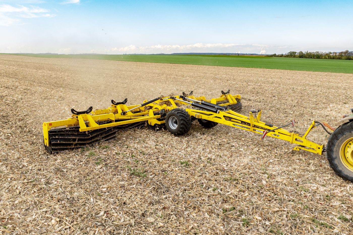 Bednar voegt messenrollen toe aan het programma | LandbouwMechanisatie