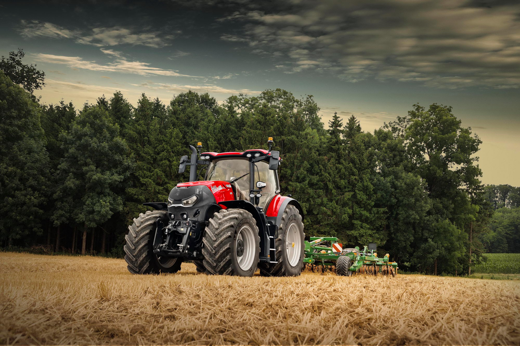 Case IH voegt nieuw topmodel aan Optum serie toe | LandbouwMechanisatie