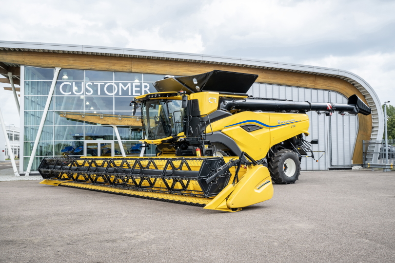 CR11-maaidorser van New Holland heeft klein broertje: de CR10 | LandbouwMechanisatie
