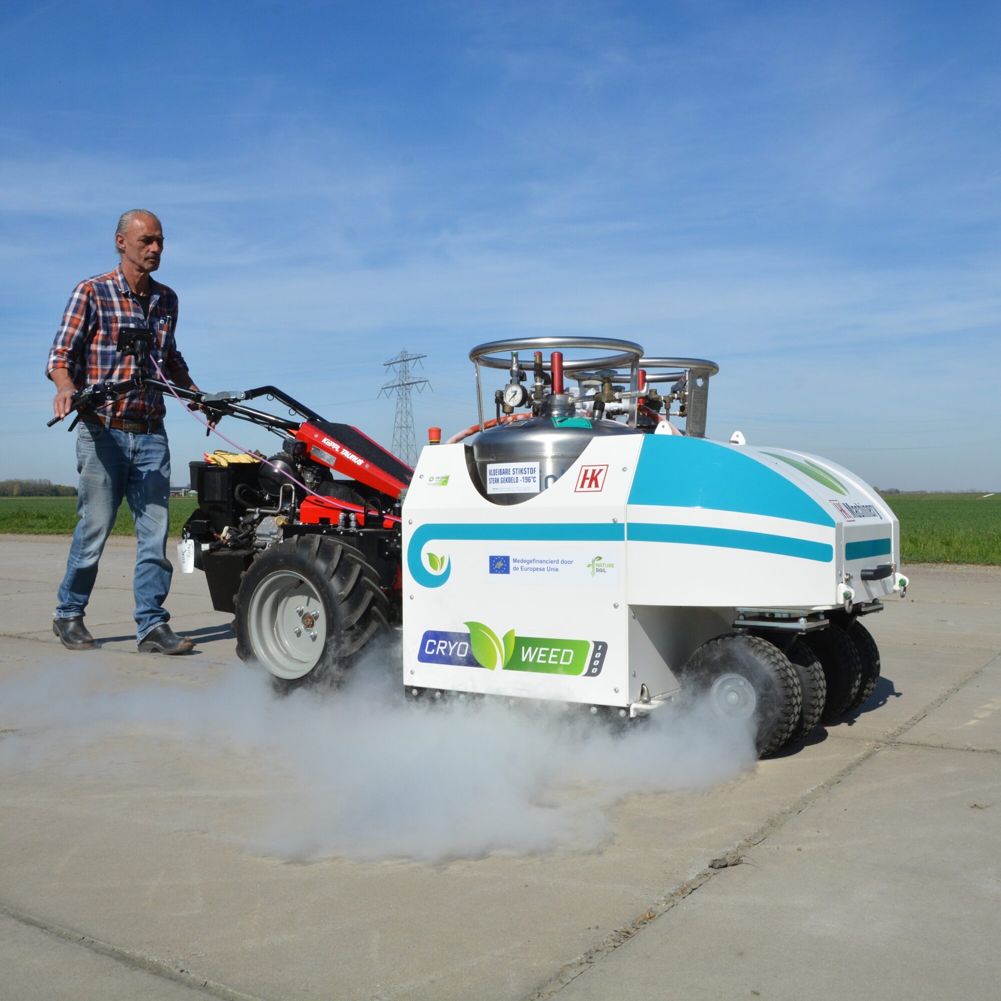 Cryoweed 1000 bestrijdt onkruid met vloeibare stikstof | Tuin en Park Techniek
