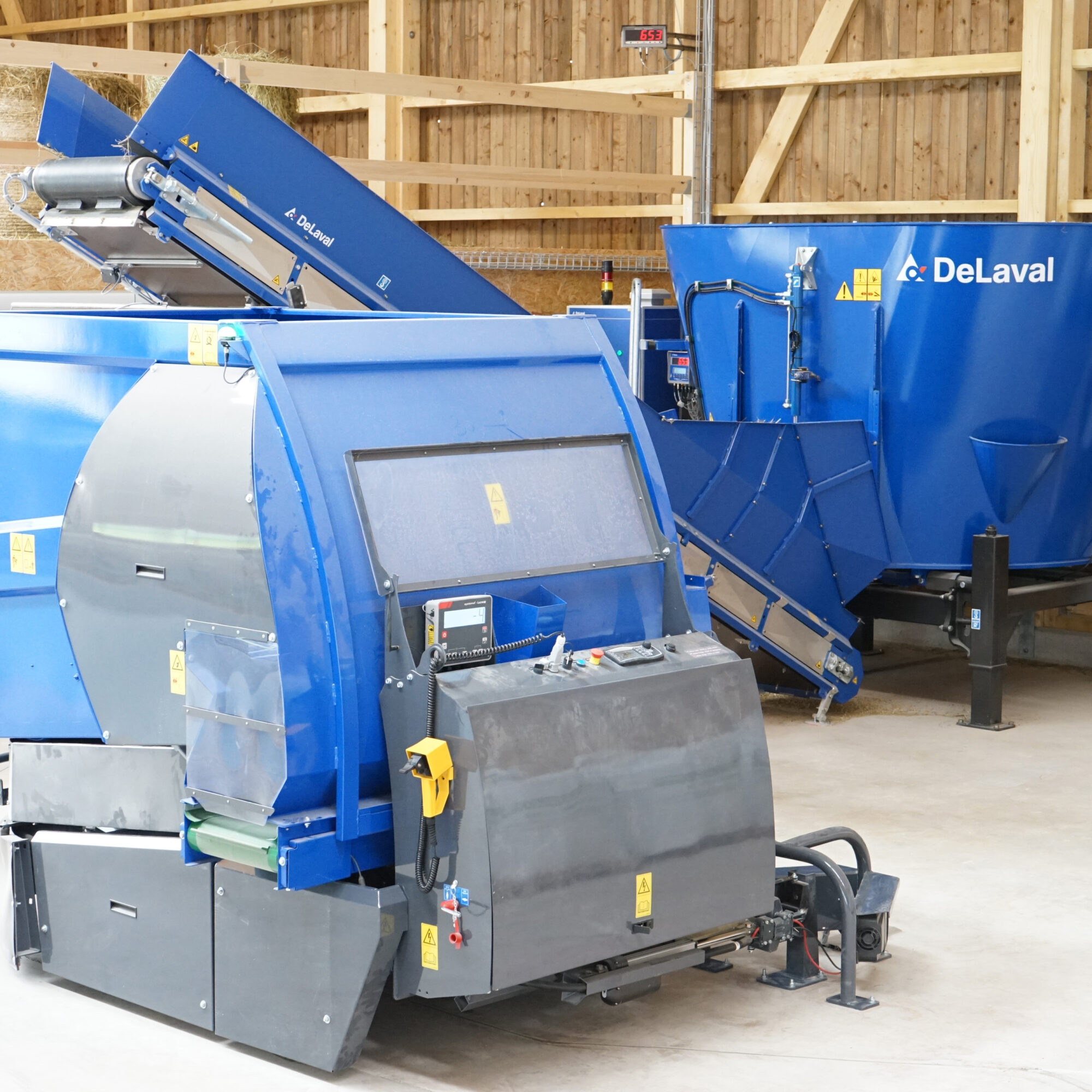 Delaval presenteert Optiwagon voerrobot | Veehouderij Techniek