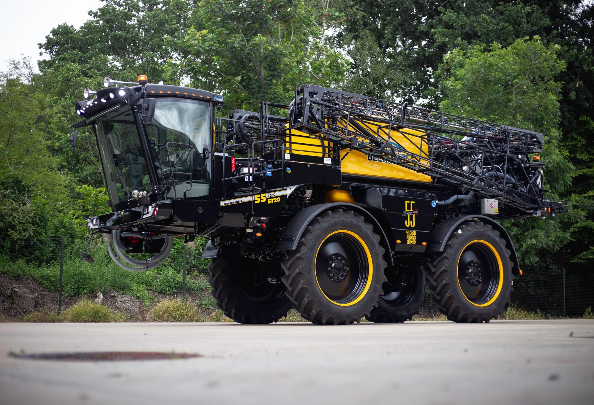 Delvano viert jubileum met speciale editie van ST20 | LandbouwMechanisatie