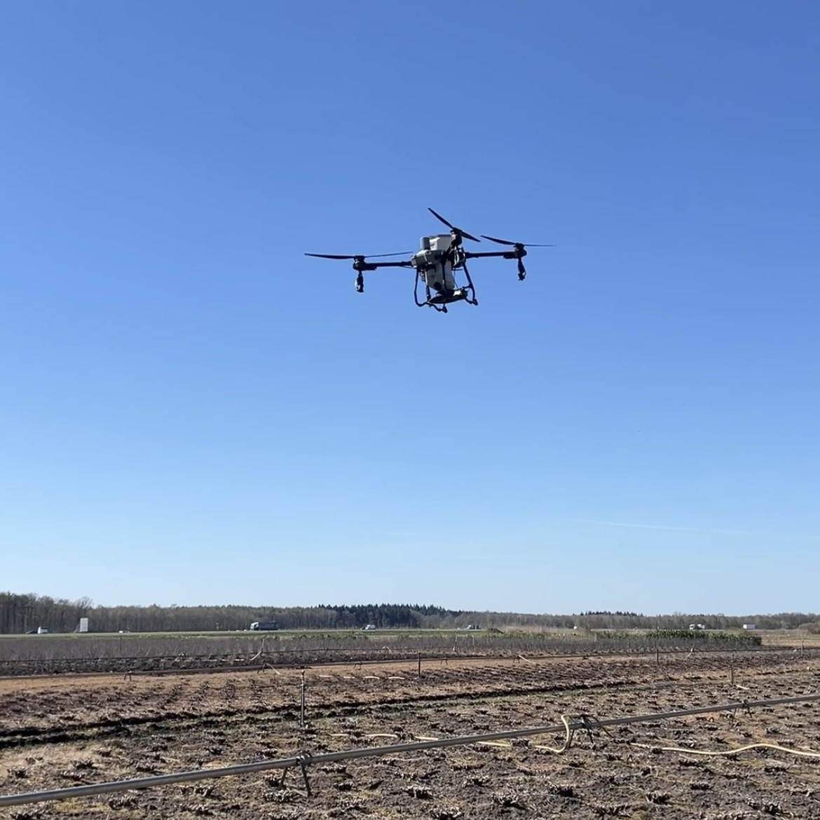 Drone4agro gaat in opdracht kunstmest strooien met een drone | LandbouwMechanisatie