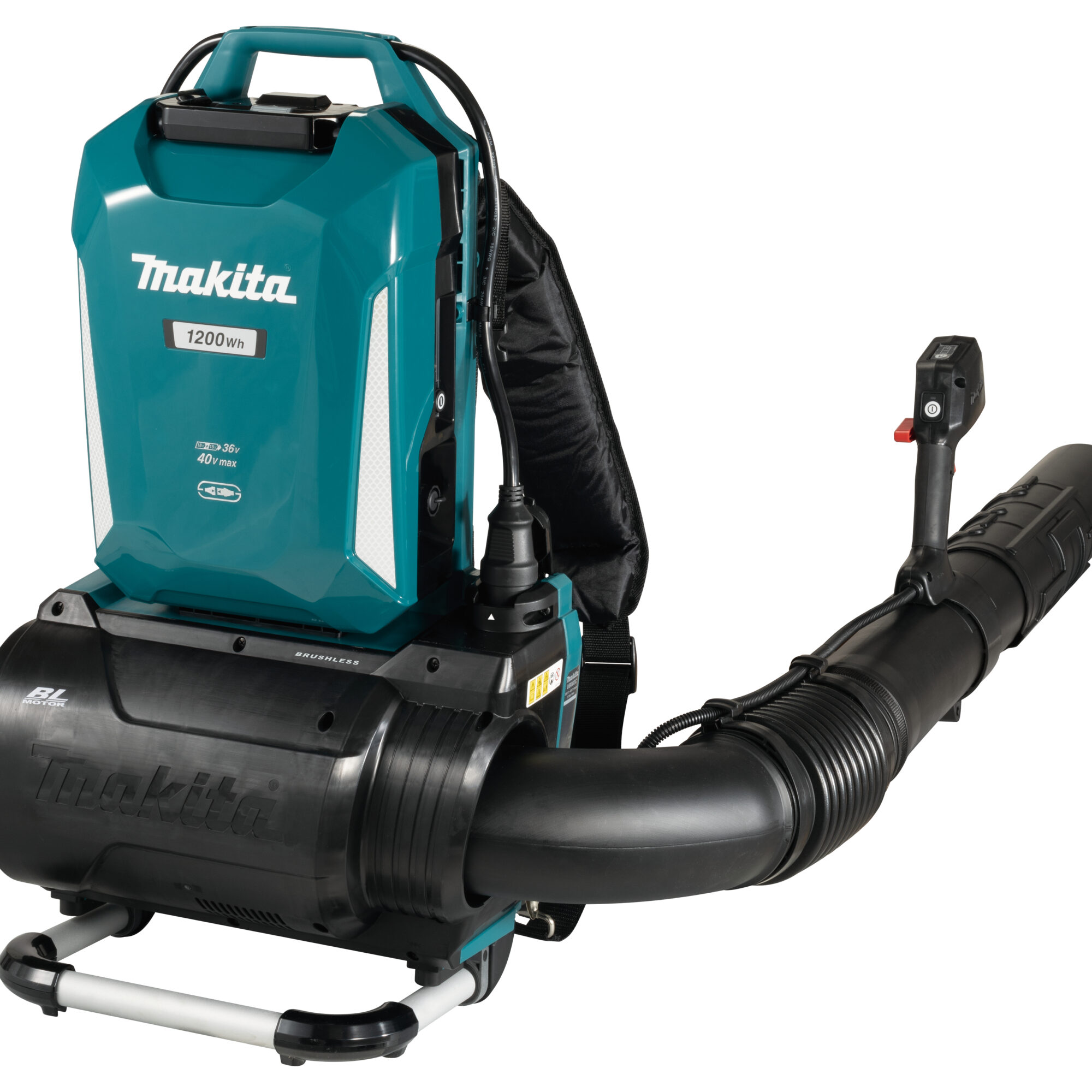 Eerste ruggedragen accubladblazer van Makita | Tuin en Park Techniek