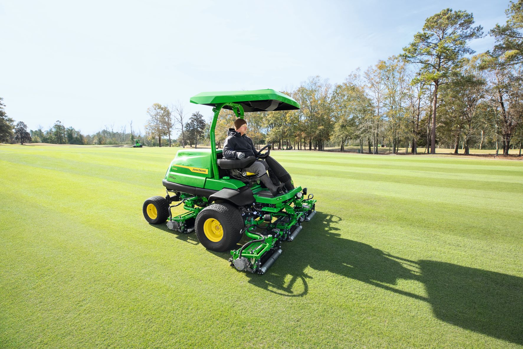 Elektrische loopmaaiers en hybride fairwaymaaier van John Deere | Tuin en Park Techniek