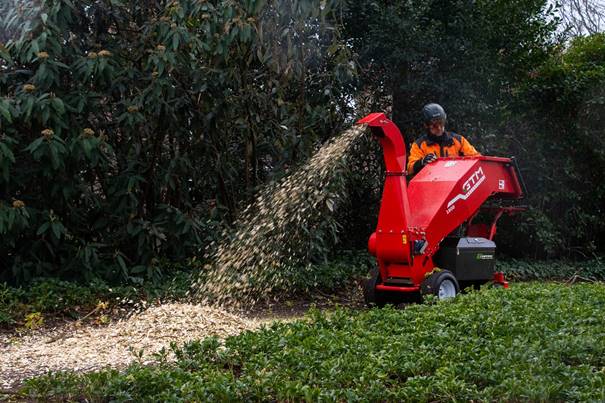 Elektrische versnipperaar van GTM Professional | Tuin en Park Techniek