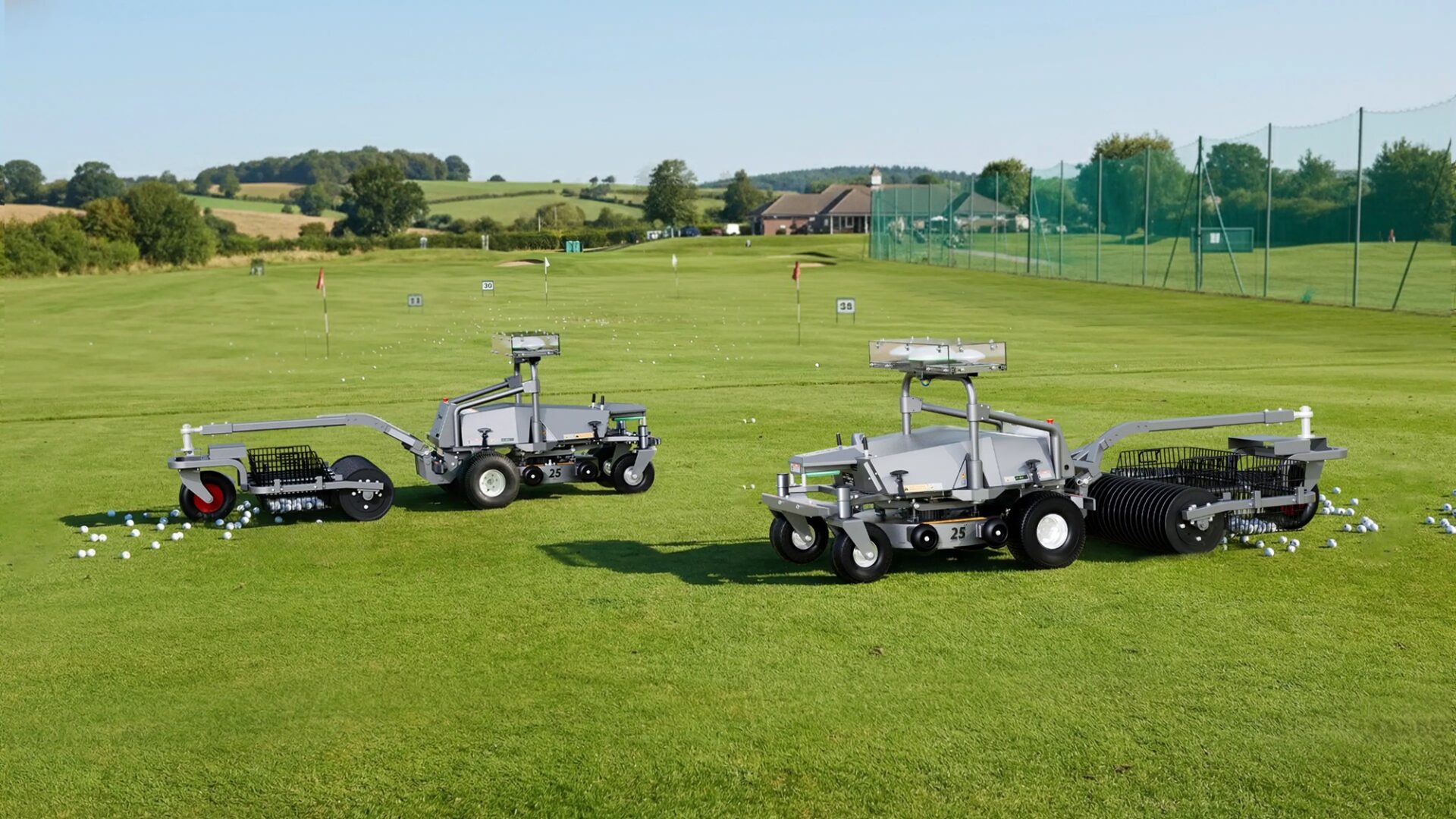 FJ Dynamics RM21 kan nu ook ballen rapen, dauw vegen en blad verzamelen | Tuin en Park Techniek