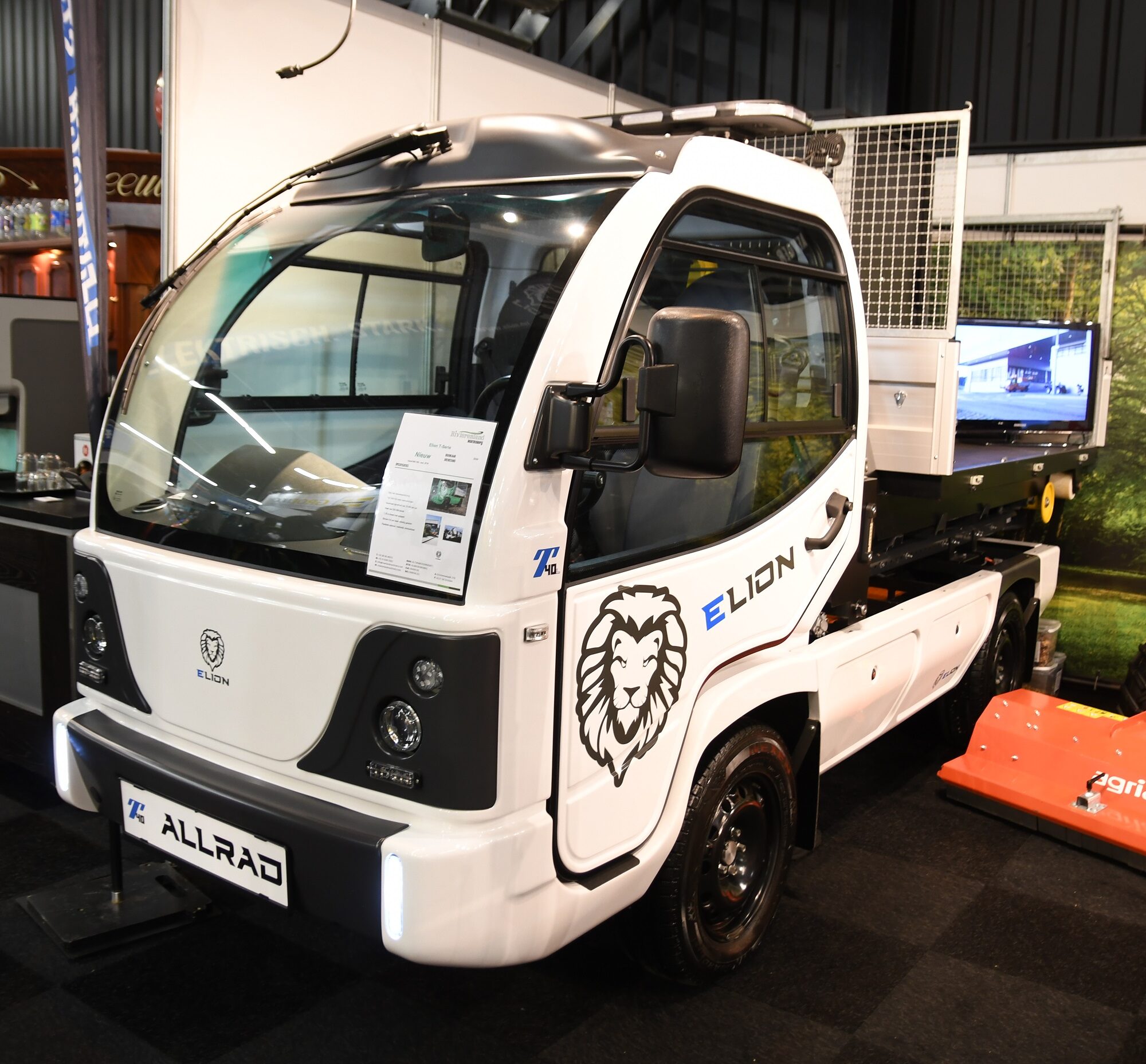 Groene Sector: Elion elektrisch voertuig in Nederland | Tuin en Park Techniek