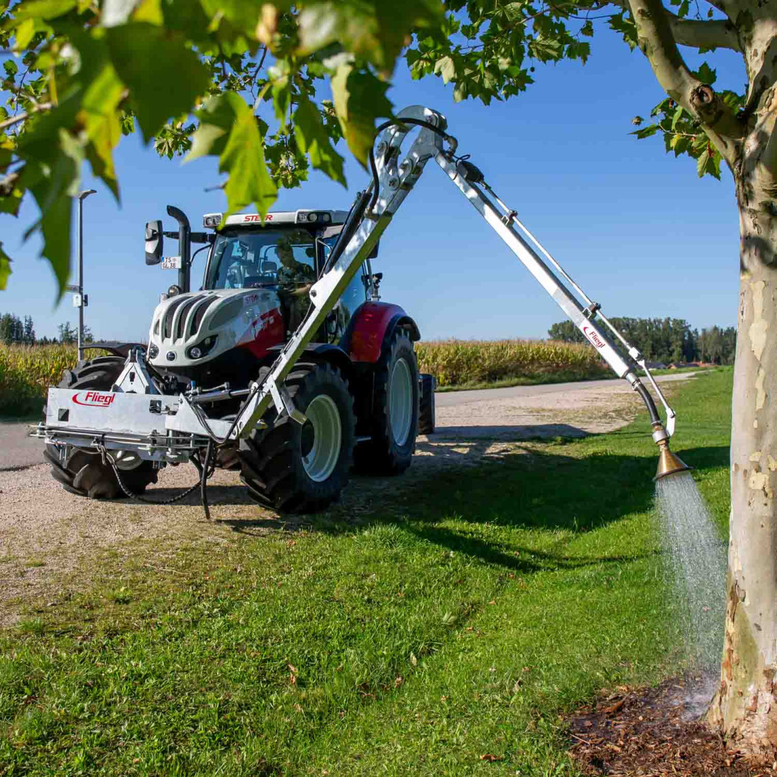 GTH 2026: Fliegl-gietarm reikt tot 6,3 meter | Tuin en Park Techniek