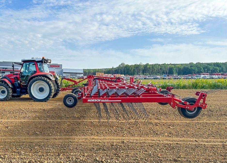 Horsch Cura ST wiedeg met 18,2 meter werkbreedte | LandbouwMechanisatie