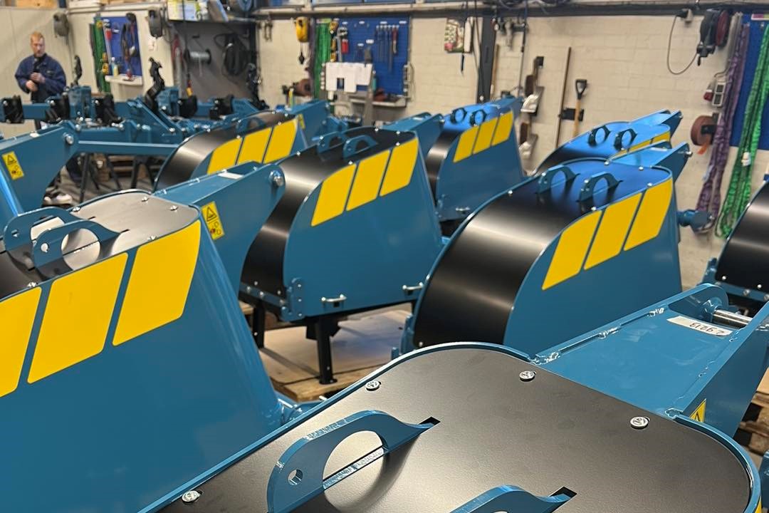 Imants wijzigt kleuren van beluchters, fieldtopmakers en bladblazers | Tuin en Park Techniek