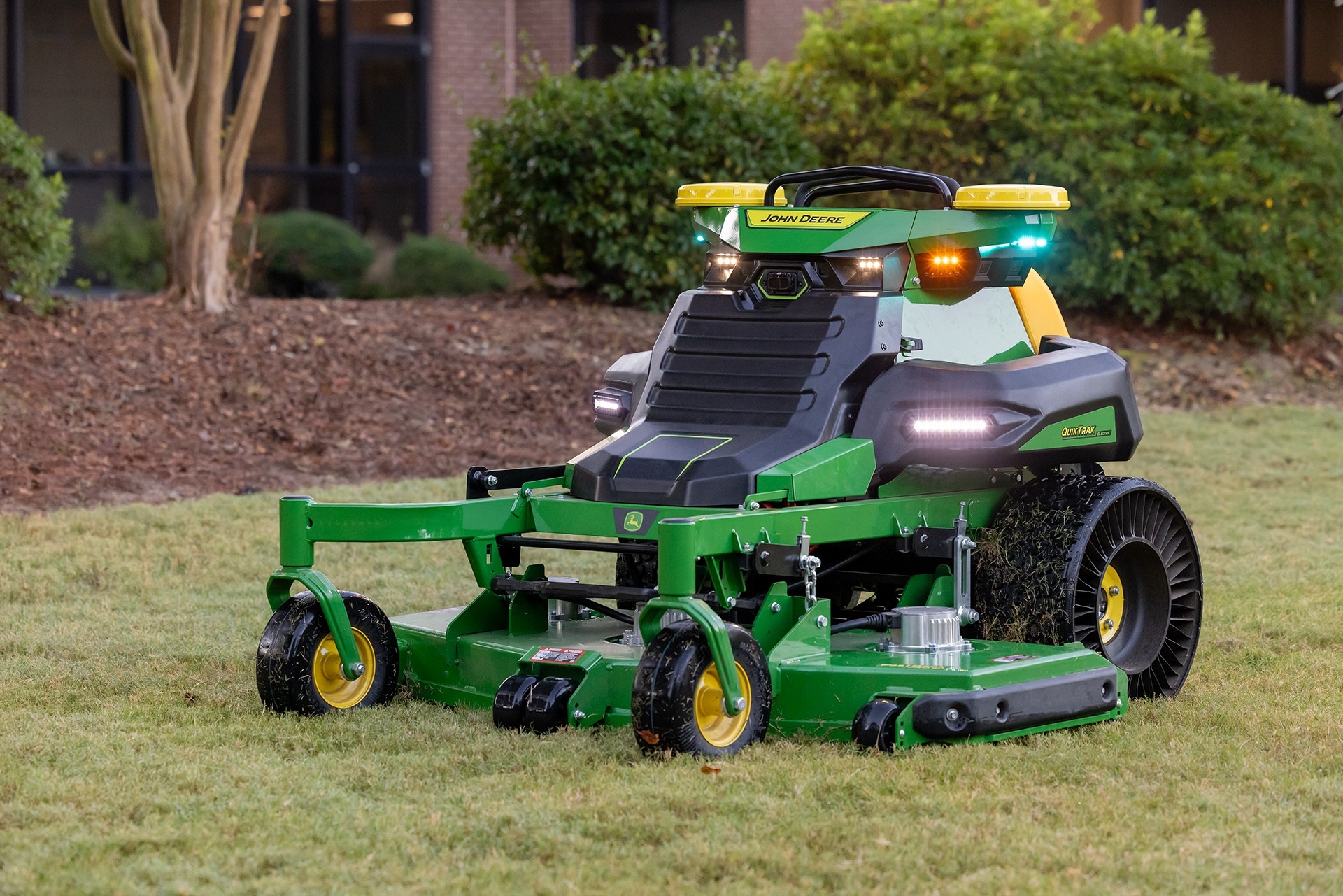 John Deere ontwikkelt autonome stand-on maaier | Tuin en Park Techniek