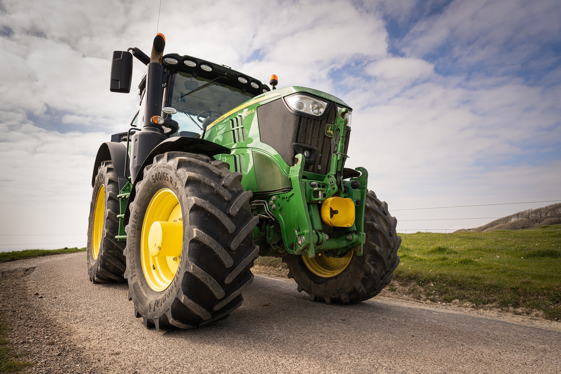Juiste bandenspanning in nieuwe applicatie | LandbouwMechanisatie