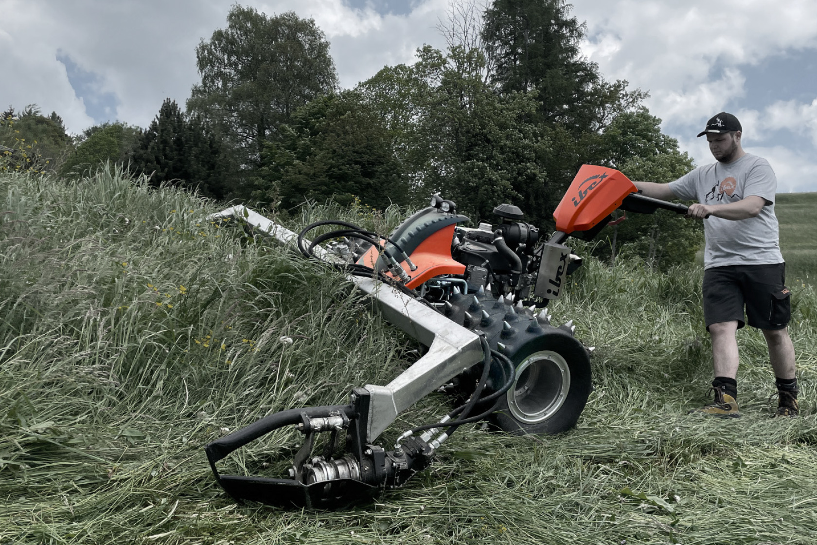 Kruse Ootmarsum importeur van Ibex Terratec | Tuin en Park Techniek
