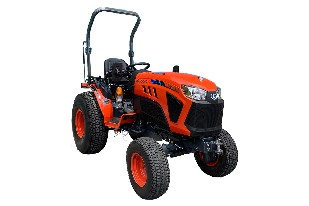 Kubota stelt de elektrische LXe-261 voor | Tuin en Park Techniek