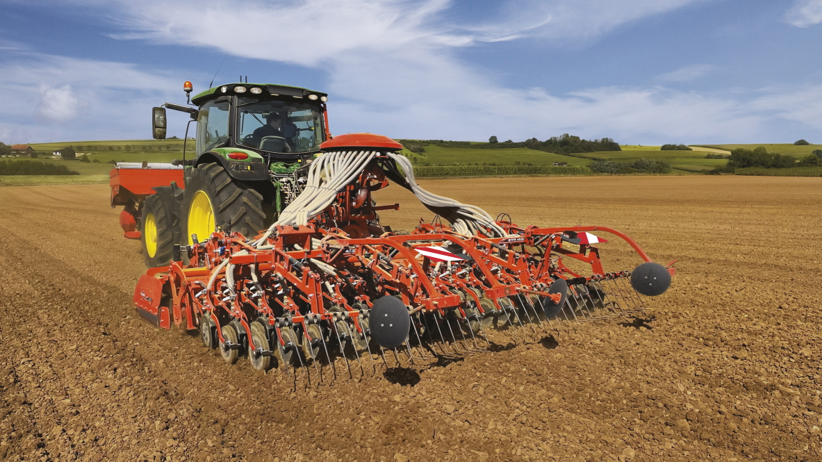 Kuhn bouwt nieuwe zaaicombinatie | LandbouwMechanisatie