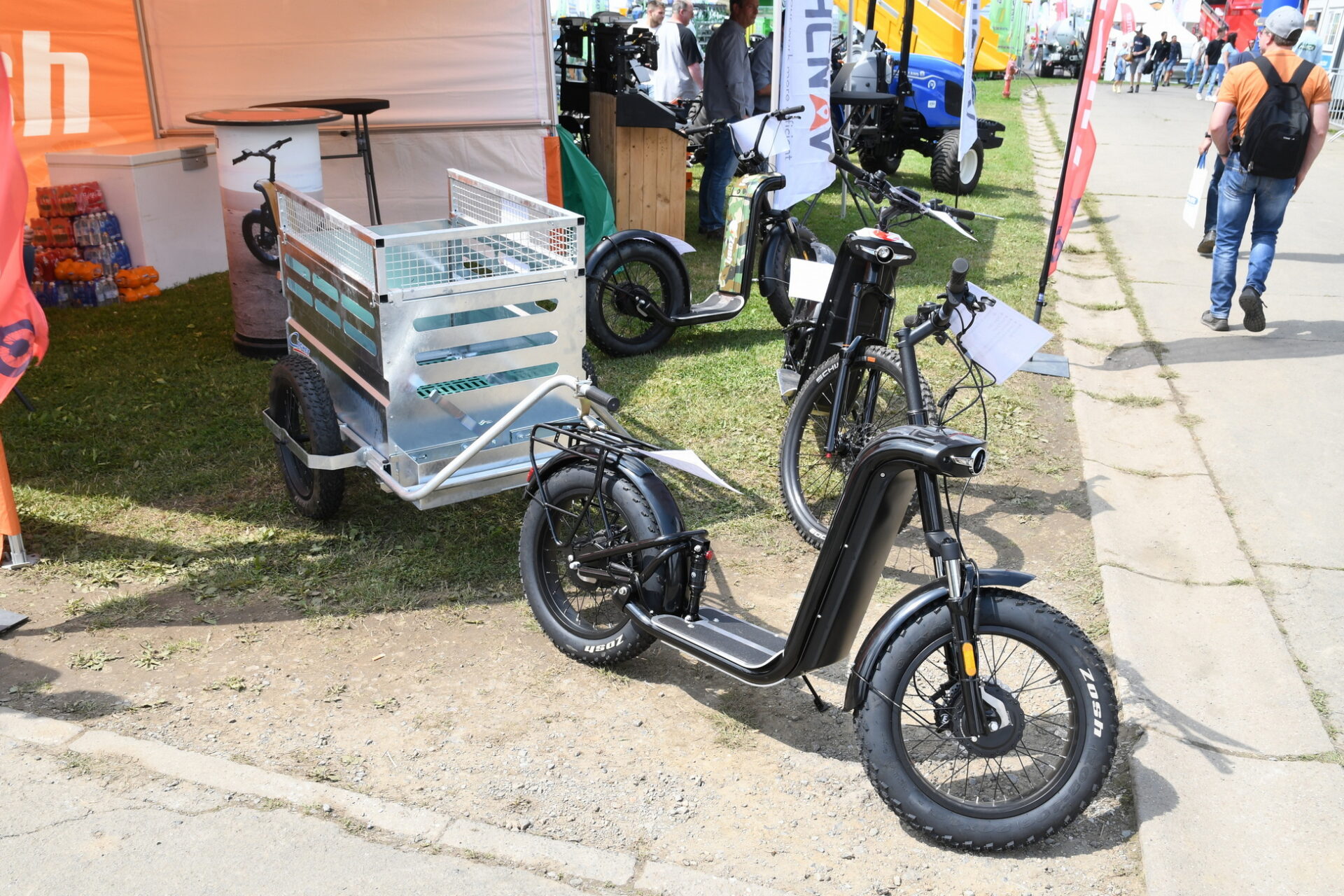 Libramont 2025: Kalf vervoeren met elektrische step | Veehouderij Techniek