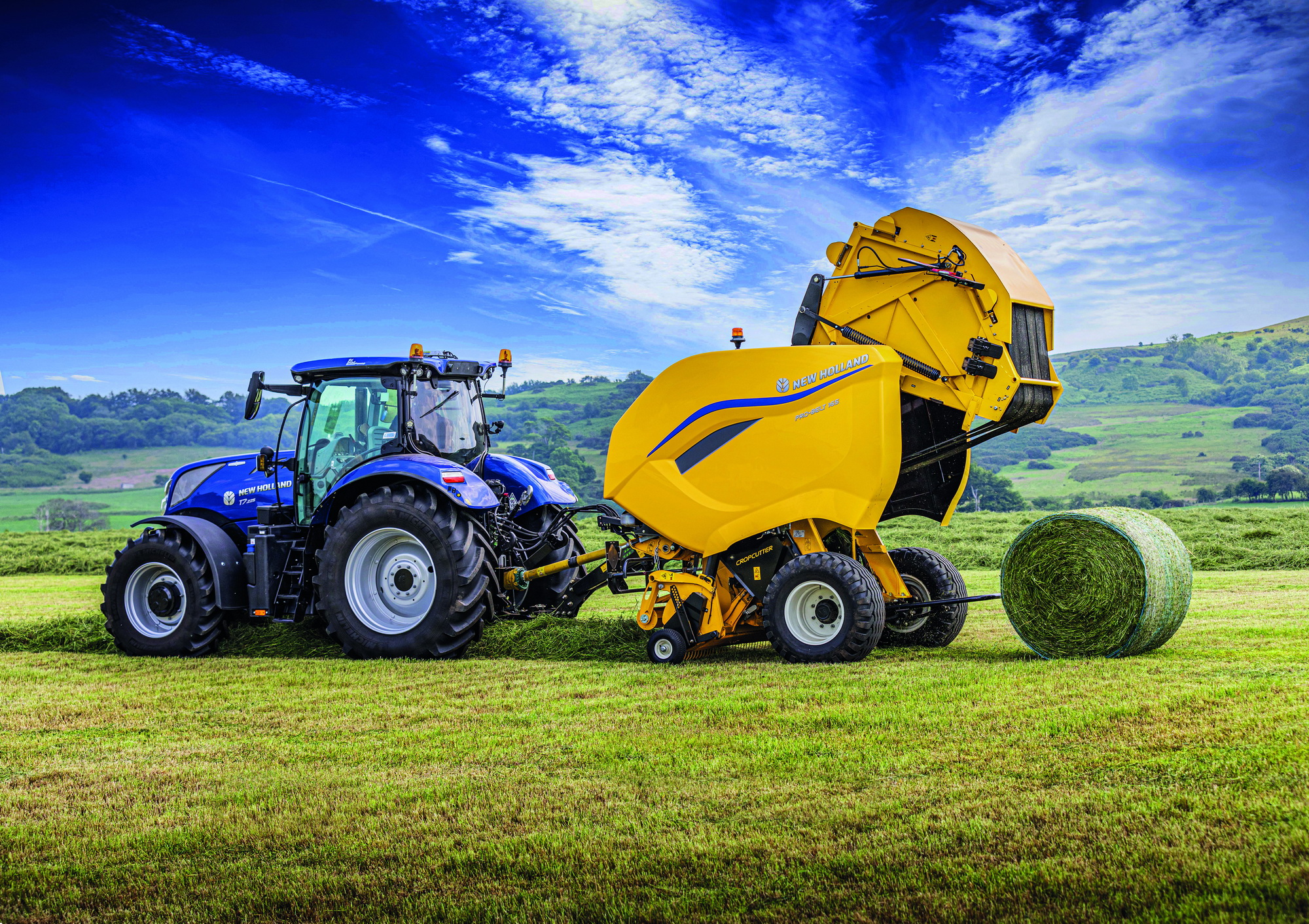New Holland introduceert Pro-Belt rondebalenpers | Veehouderij Techniek