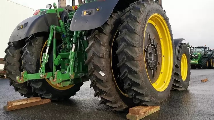 Nieuw dubbellucht heeft altijd contact met de grond | LandbouwMechanisatie