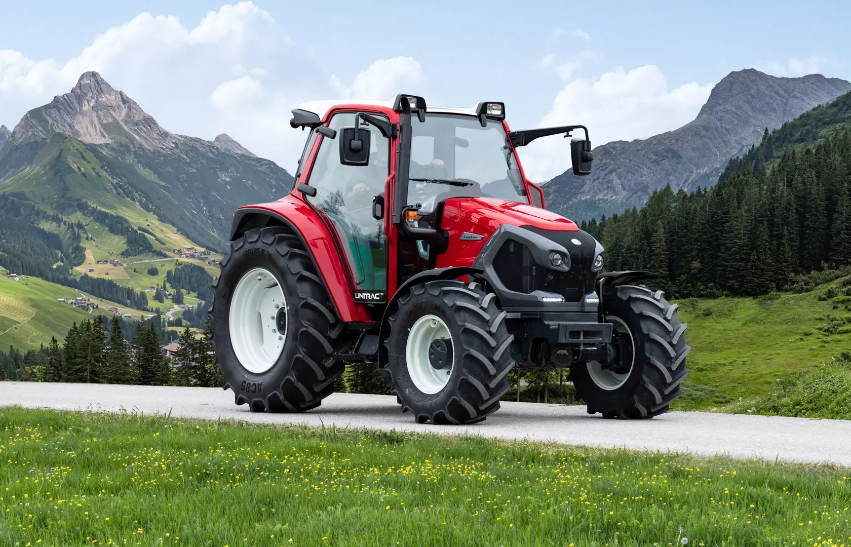Nieuwe Lintrac 70 LDrive van Lindner | Veehouderij Techniek