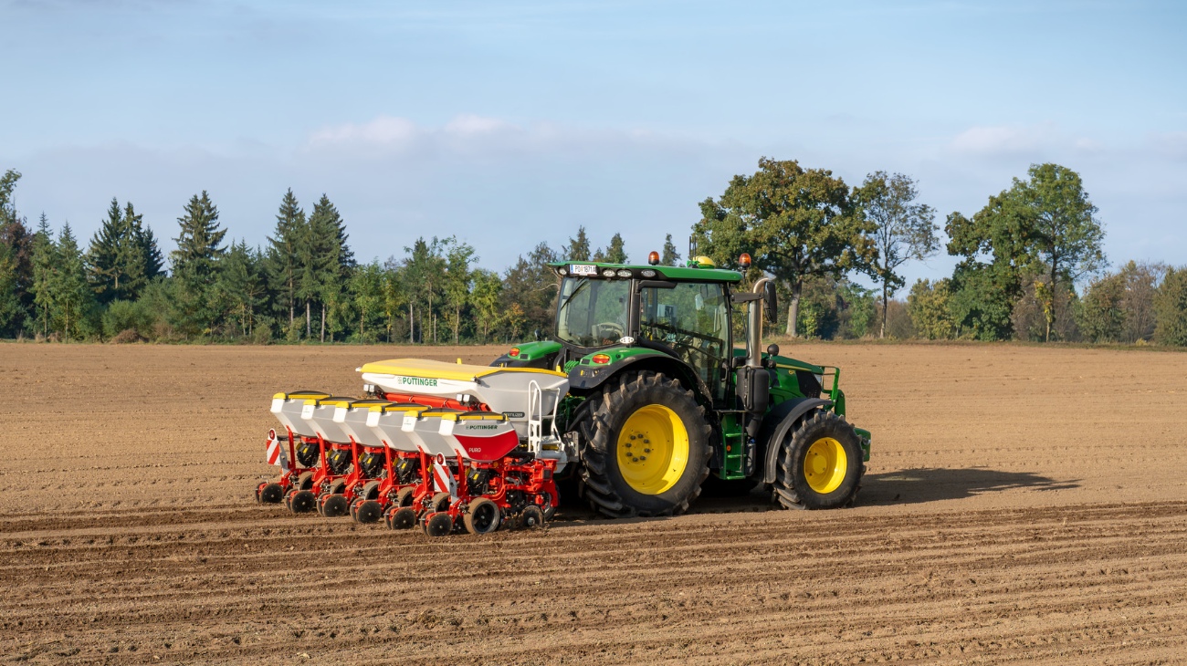Nieuwe Puro H 3000 precisie zaaimachine van Pöttinger | LandbouwMechanisatie