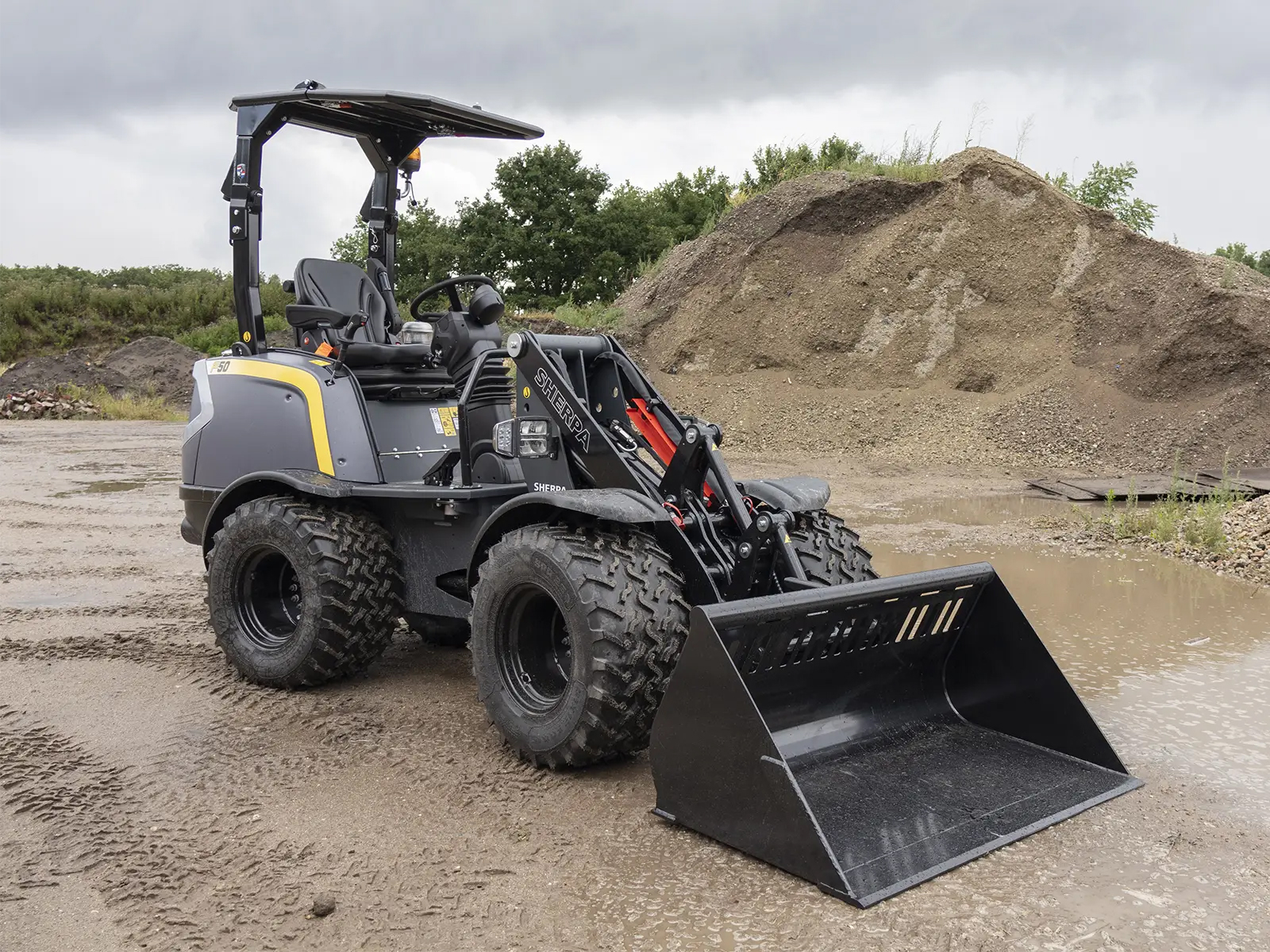 Nieuwe Sherpa F50 met hefvermogen van 1.750 kg | Tuin en Park Techniek