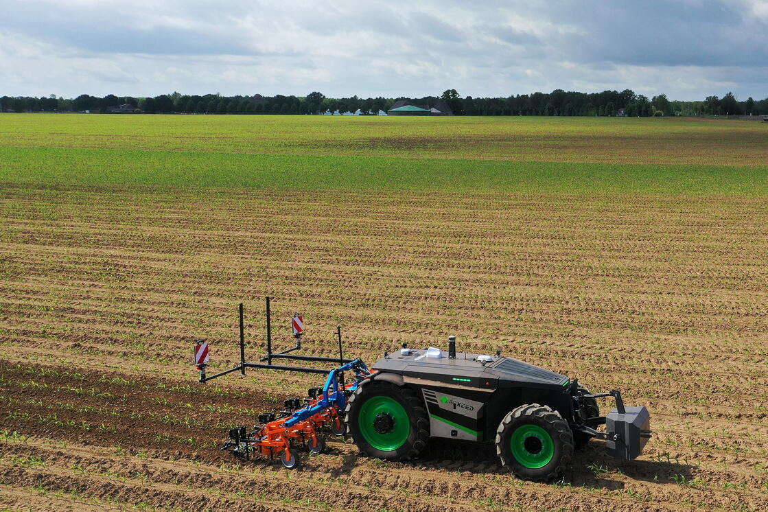 Ook AgXeed komt met robot op vier wielen | LandbouwMechanisatie