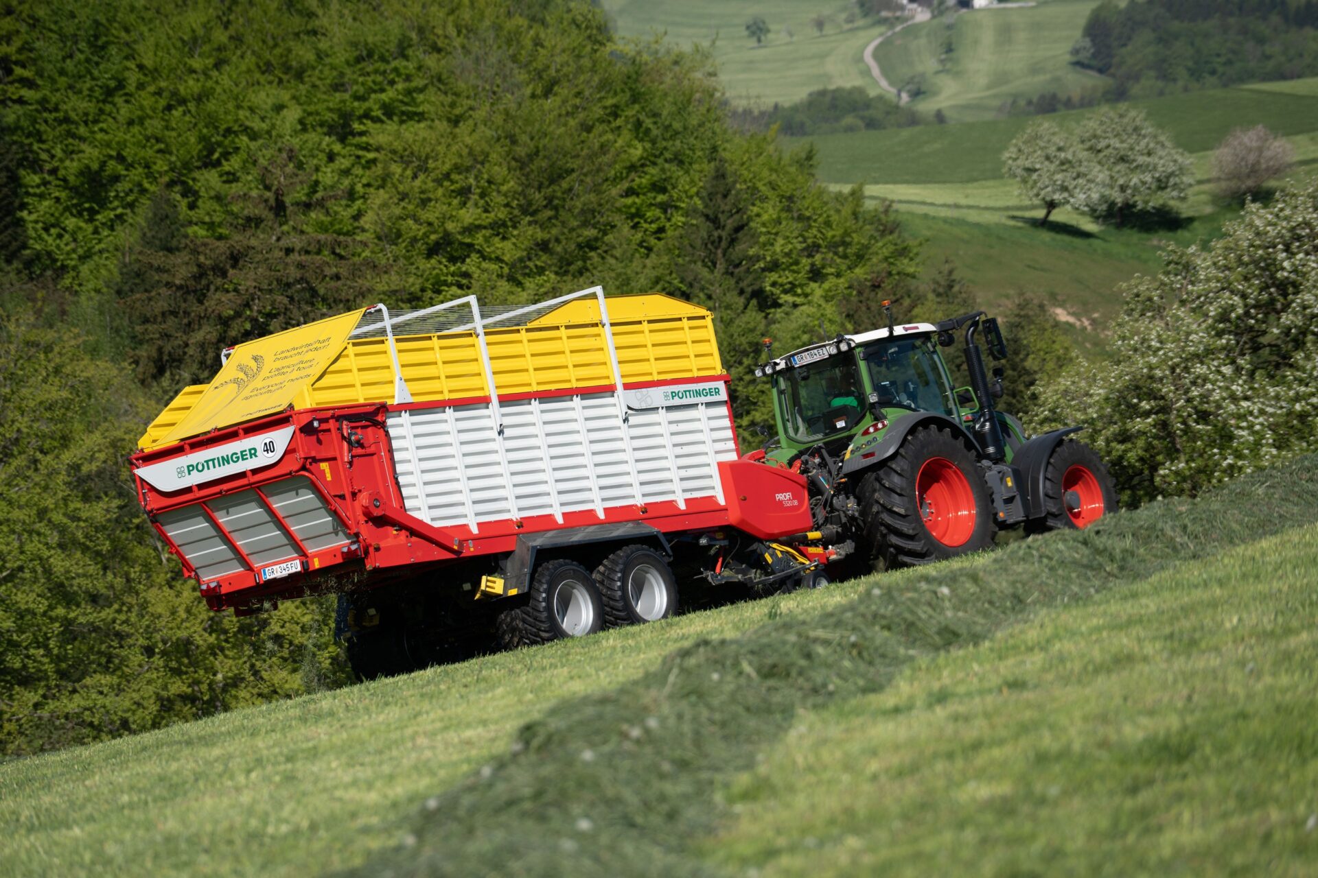 Pöttinger introduceert Profi 5000-opraapwagen | Veehouderij Techniek