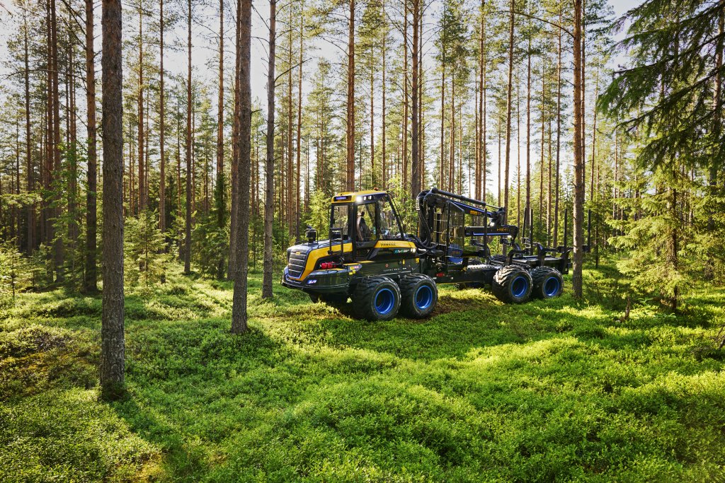 Ponsse presenteert elektrische forwarder | Tuin en Park Techniek