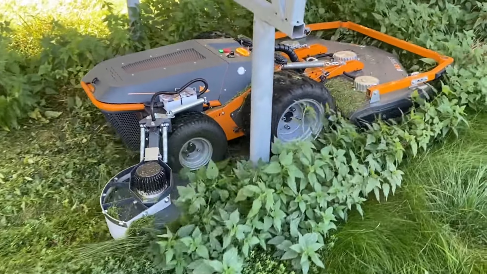 Raymo ontwikkelt palenmaaier voor Torpedo | Tuin en Park Techniek