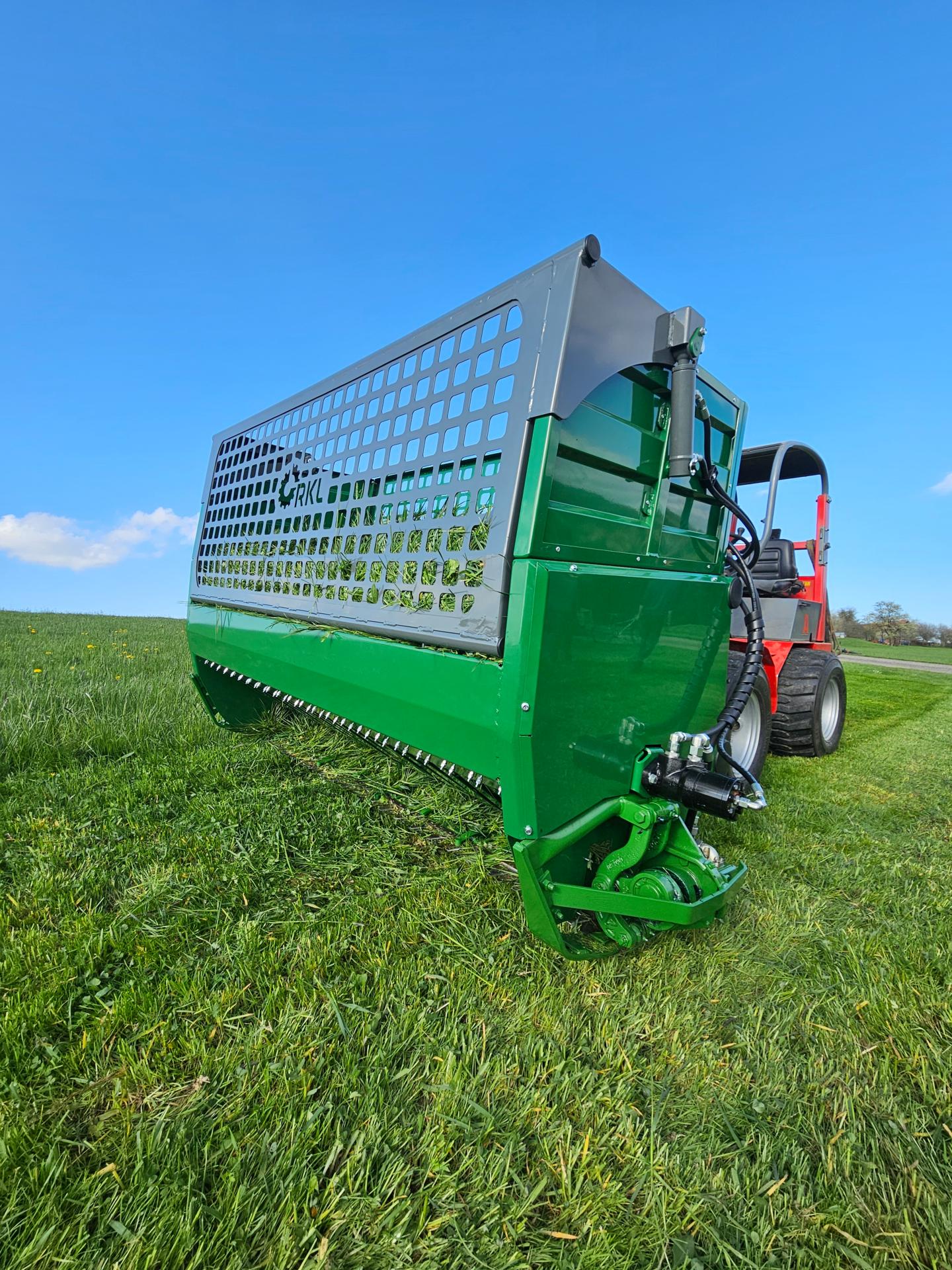 RKL mini-grazer voor minishovels | Veehouderij Techniek