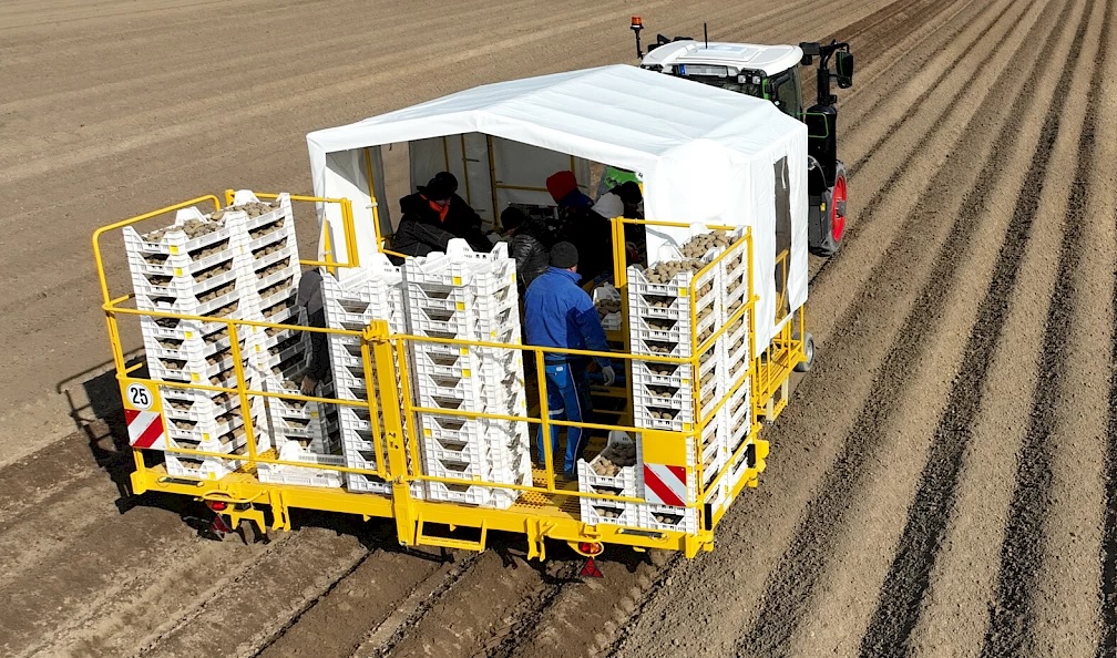 Ropa komt met pootmachine voor gekiemde aardappelen | LandbouwMechanisatie