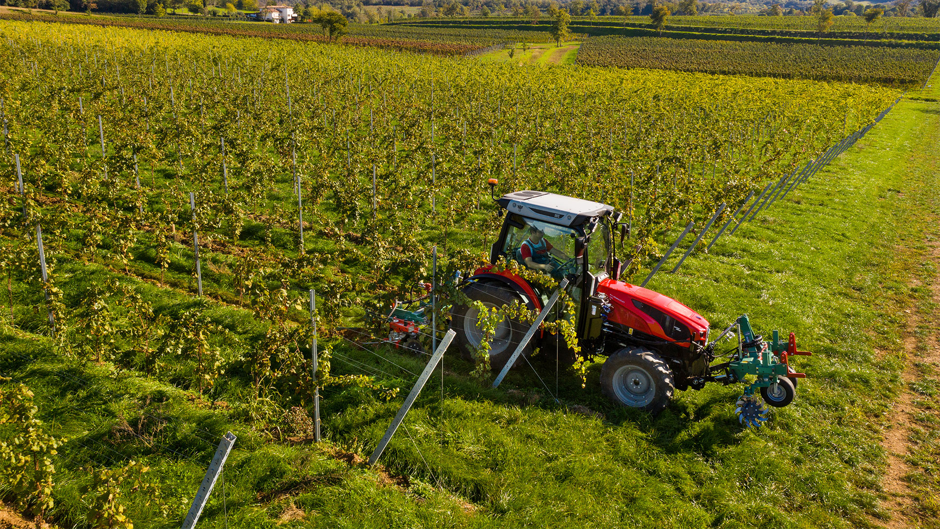 Same vernieuwt smalspoortrekkers met CVT | Tuin en Park Techniek