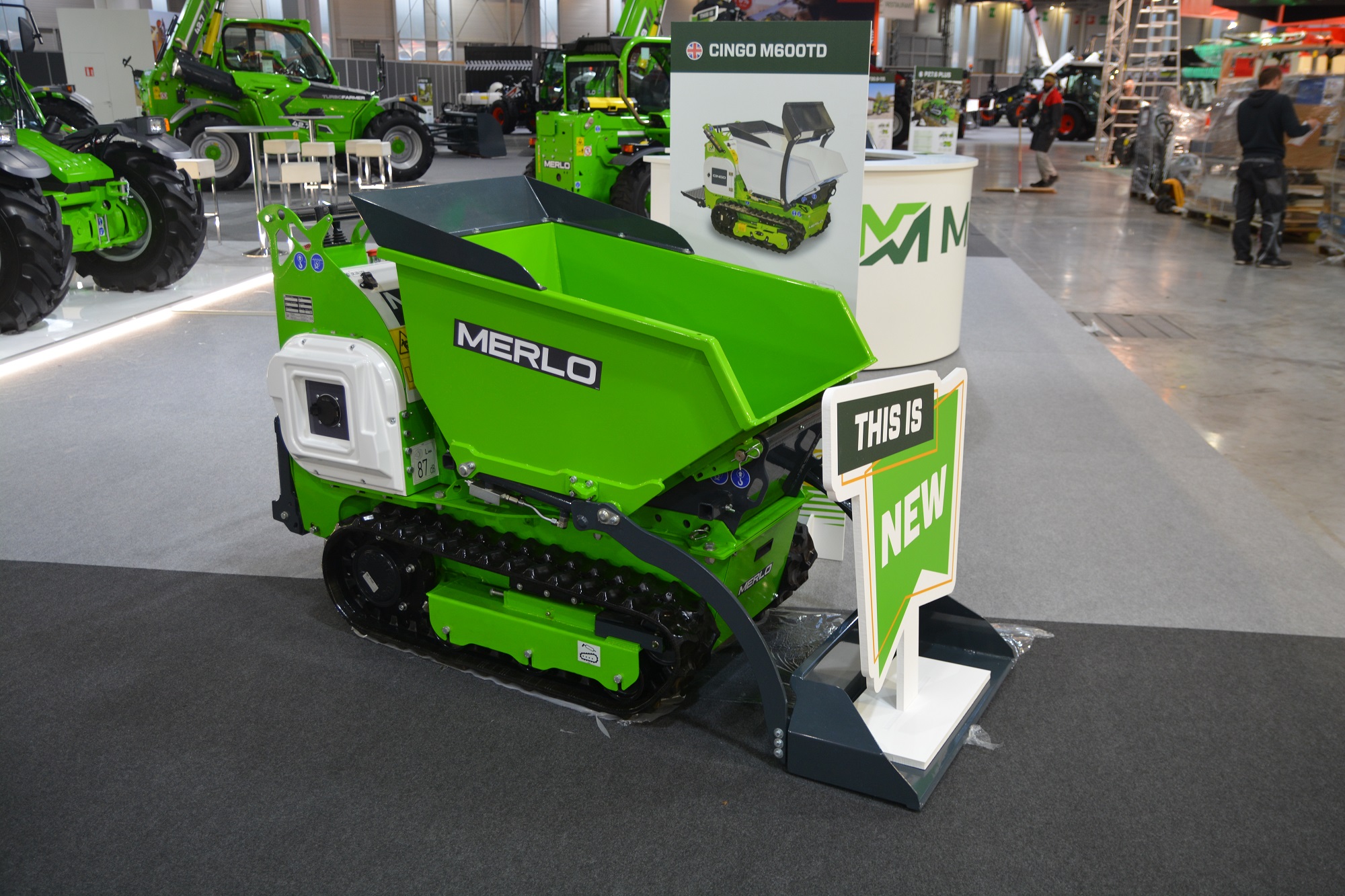 Sima 2022: Merlo laat elektrische Cingo-rupsdumper zien | Tuin en Park Techniek