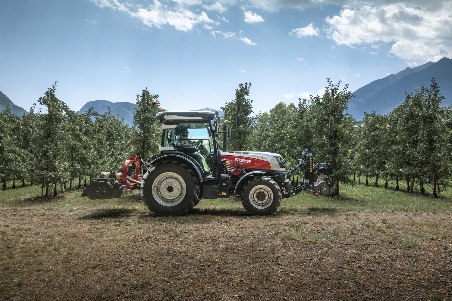 Steyr introduceert Spezial F met cvt | Tuin en Park Techniek Steyr introduceert Spezial F met cvt | Tuin en Park Techniek