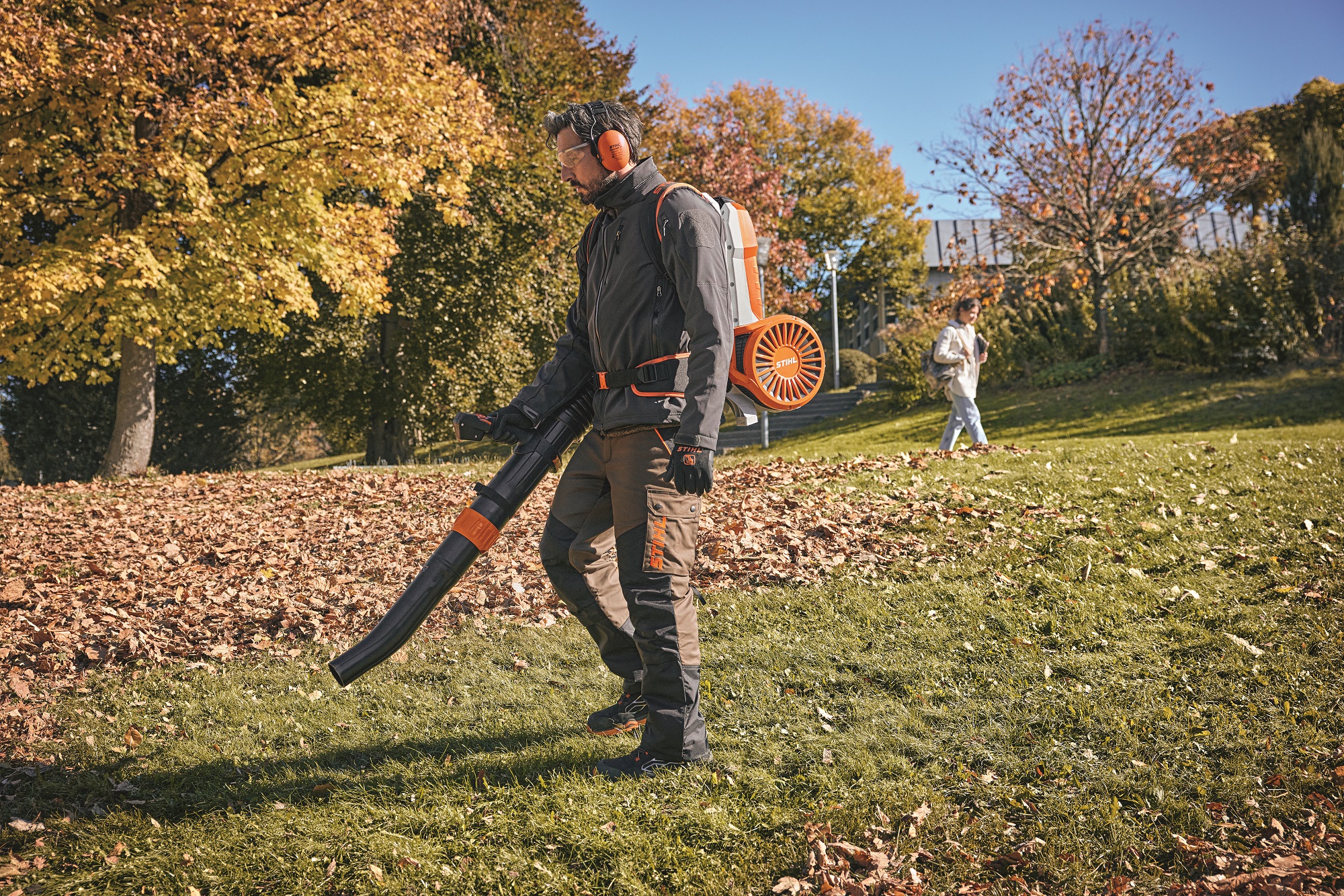 Stihl introduceert zijn krachtigste accubladblazer | Tuin en Park Techniek