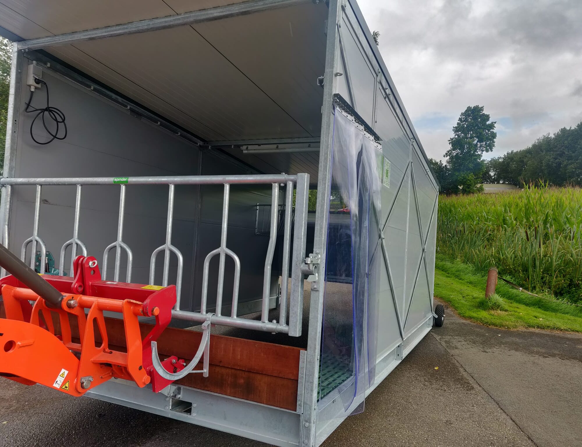 Topcalf groepshok met Easy-Clean systeem | Veehouderij Techniek