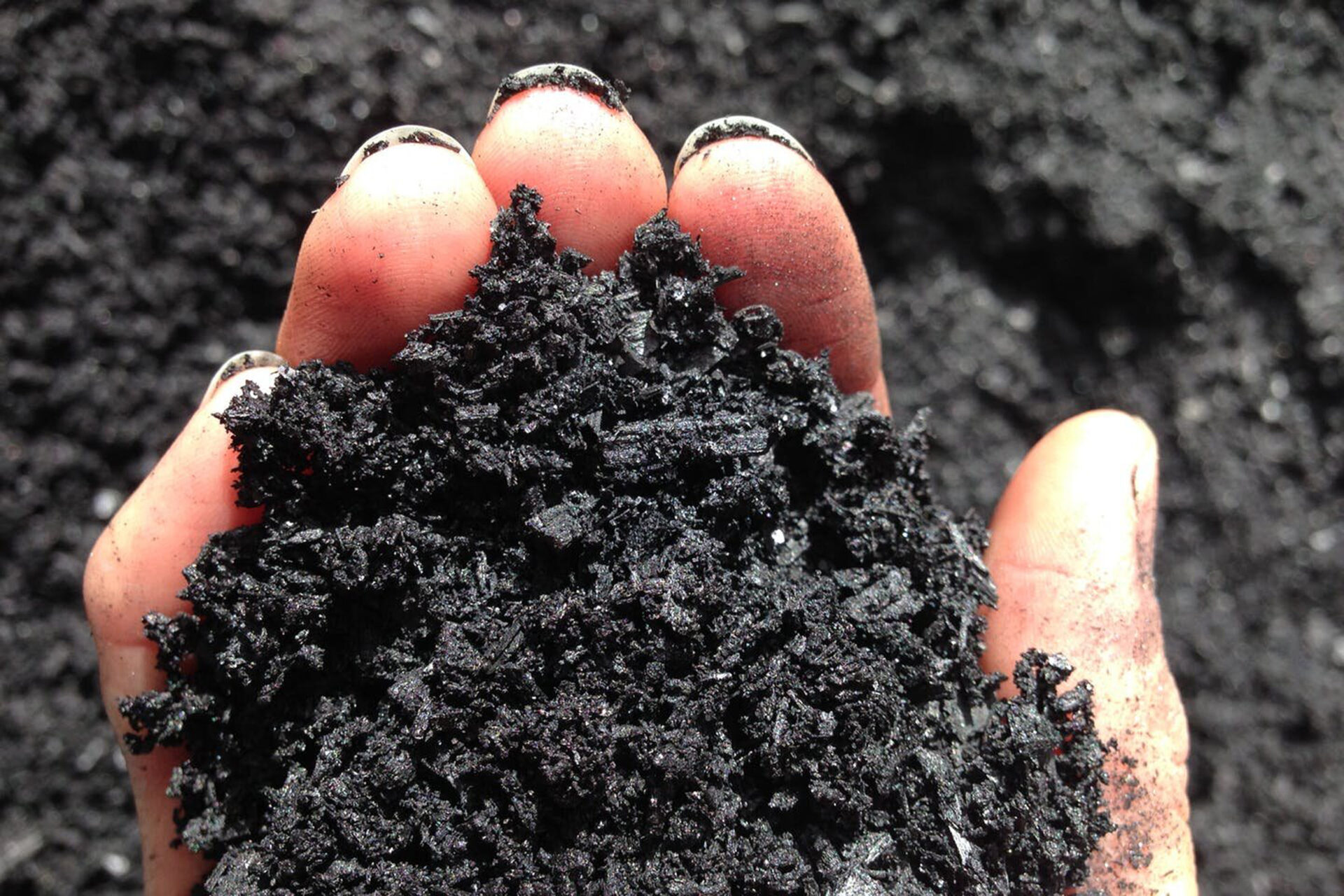 Veehouder experimenteert met biochar | Veehouderij Techniek