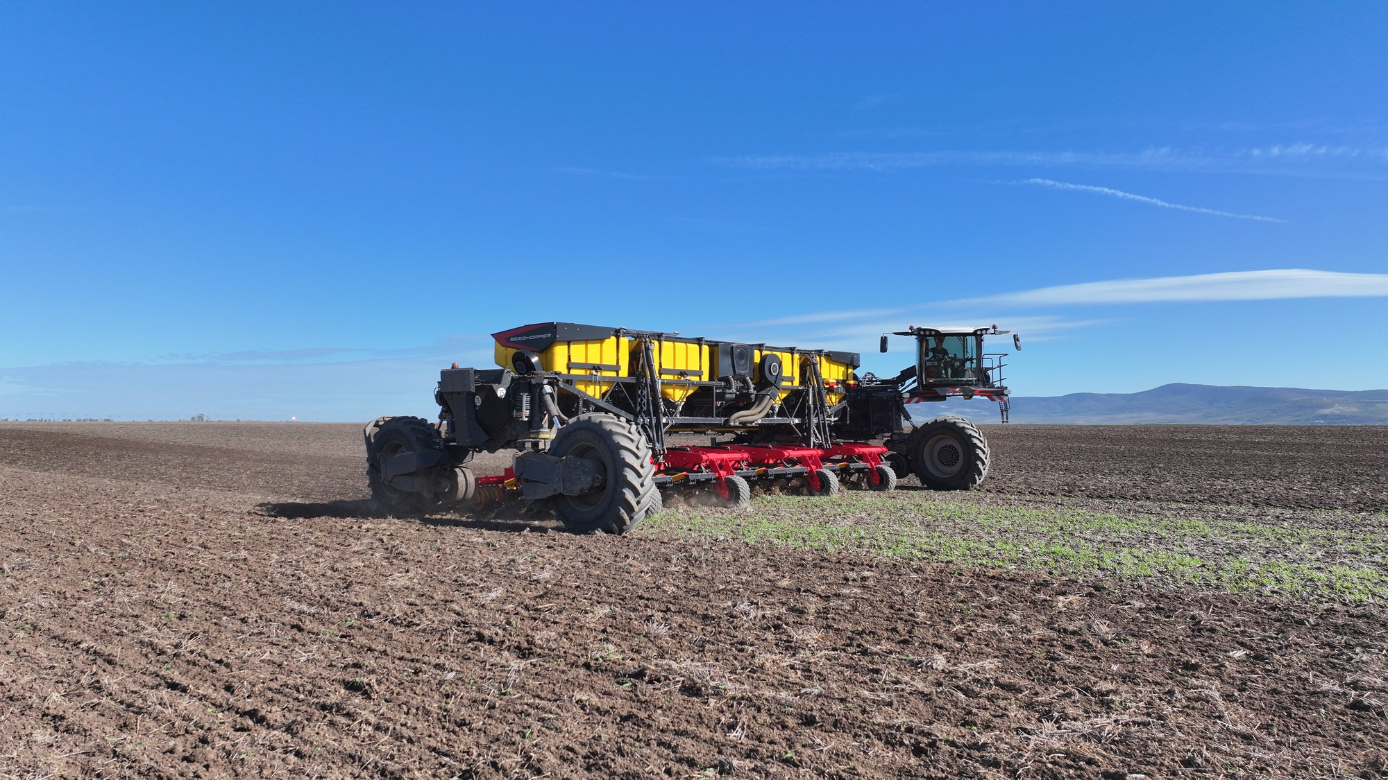 Veertien meter brede Väderstad cultivator voor Nexat-robot | LandbouwMechanisatie